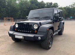 2011 Jeep Wrangler Sport Unlimited Hitam - Jual mobil bekas di DKI Jakarta