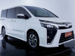 2018 Toyota Voxy 2.0 A/T Putih - Jual mobil bekas di DKI Jakarta