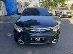 2016 Toyota Camry V Hitam - Jual mobil bekas di Jawa Timur