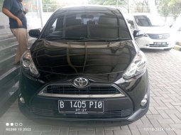 2017 Toyota Sienta V CVT Hitam - Jual mobil bekas di DKI Jakarta