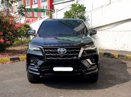 2022 Toyota Fortuner Hitam - Jual mobil bekas di DKI Jakarta