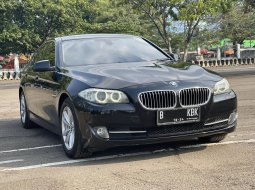 2013 BMW 5 Series 520d Hitam - Jual mobil bekas di Gorontalo