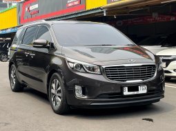 2017 Kia Grand Sedona Ultimate Coklat - Jual mobil bekas di DKI Jakarta