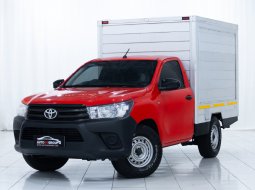 2018 Toyota Hilux 2.5 Diesel NA Merah - Jual mobil bekas di Kalimantan Barat