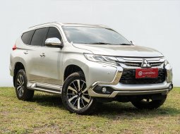 2019 Mitsubishi Pajero Sport Dakar Abu-abu - Jual mobil bekas di Jawa Barat