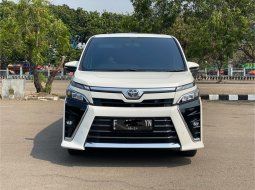 2019 Toyota Voxy 2.0 A/T Putih - Jual mobil bekas di DKI Jakarta