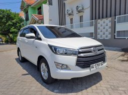 2016 Toyota Kijang Innova V A/T Gasoline Putih - Jual mobil bekas di Jawa Timur