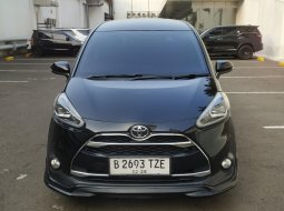 2017 Toyota Sienta Q CVT Hitam - Jual mobil bekas di Jawa Barat