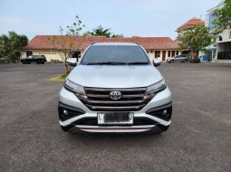 2018 Toyota Rush TRD Sportivo Silver - Jual mobil bekas di Jawa Timur