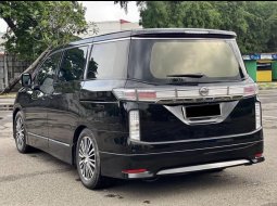 2014 Nissan Elgrand Highway Star Hitam - Jual mobil bekas di Gorontalo