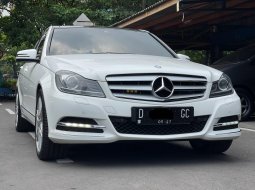 2013 Mercedes-Benz C-Class C 300 Putih - Jual mobil bekas di DKI Jakarta