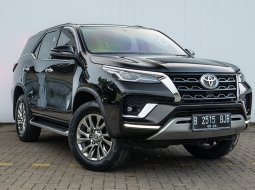 2021 Toyota Fortuner 2.4 VRZ AT Hitam - Jual mobil bekas di Banten