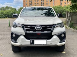 2019 Toyota Fortuner 2.4 TRD AT Putih - Jual mobil bekas di DKI Jakarta