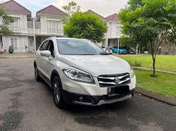 2016 Suzuki SX4 S-Cross AT Putih - Jual mobil bekas di Banten