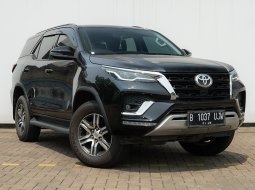 2020 Toyota Fortuner 2.4 VRZ AT Hitam - Jual mobil bekas di Banten