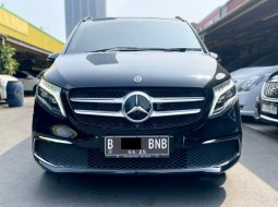 2019 Mercedes-Benz V-Class V 260 Hitam - Jual mobil bekas di DKI Jakarta