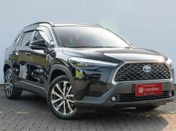 2021 Toyota Corolla Cross 1.8 Hybrid A/T Hitam - Jual mobil bekas di Jawa Barat