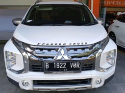 2021 Mitsubishi Xpander Cross Premium Package AT Putih - Jual mobil bekas di Banten