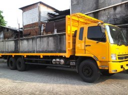 2022 Mitsubishi Fuso FIGHTER Orange - Jual mobil bekas di DKI Jakarta