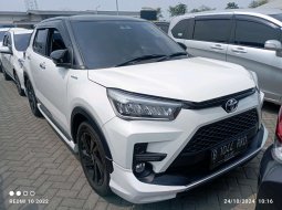 2022 Toyota Raize 1.0T GR Sport CVT TSS (Two Tone) Putih - Jual mobil bekas di DKI Jakarta