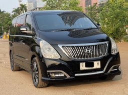 2018 Hyundai H-1 2.5L CRDi Royale Hitam - Jual mobil bekas di DKI Jakarta