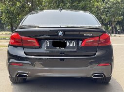 2020 BMW 5 Series 530i Hitam - Jual mobil bekas di DKI Jakarta