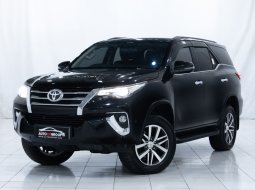 2019 Toyota Fortuner 2.4 VRZ AT Hitam - Jual mobil bekas di Kalimantan Barat