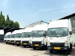 2023 Isuzu Elf Nmr 81 L Putih - Jual mobil bekas di DKI Jakarta