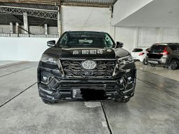 2022 Toyota Fortuner Hitam - Jual mobil bekas di Jawa Barat