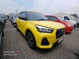 2022 Daihatsu Rocky 1.0 R Turbo CVT Kuning - Jual mobil bekas di DKI Jakarta