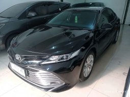 2021 Toyota Camry V Hitam - Jual mobil bekas di Jawa Barat