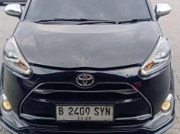 2018 Toyota Sienta Q CVT Hitam - Jual mobil bekas di Banten