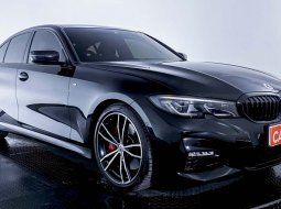 2022 BMW 3 Series 330i M Sport Hitam - Jual mobil bekas di DKI Jakarta