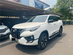 2019 Toyota Fortuner 2.4 VRZ AT Putih - Jual mobil bekas di DKI Jakarta