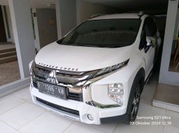 2022 Mitsubishi Xpander Cross Premium Package AT Putih - Jual mobil bekas di Jawa Barat