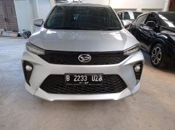 2021 Daihatsu Xenia 1.3 R AT Silver - Jual mobil bekas di Banten