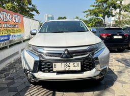 2017 Mitsubishi Pajero Sport Dakar 4x4 AT Putih - Jual mobil bekas di Jawa Barat