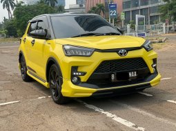 2022 Toyota Raize 1.0T GR Sport CVT (Two Tone) Kuning - Jual mobil bekas di DKI Jakarta