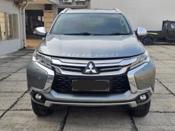 2018 Mitsubishi Pajero Sport Dakar 2.4 Automatic Abu-abu - Jual mobil bekas di DKI Jakarta