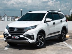 2023 Toyota Rush S Putih - Jual mobil bekas di Kalimantan Barat