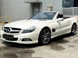 2011 Mercedes-Benz SL 300 Putih - Jual mobil bekas di DKI Jakarta