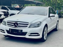 2013 Mercedes-Benz C-Class C 300 Putih - Jual mobil bekas di DKI Jakarta