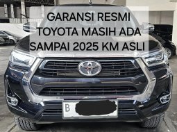 2022 Toyota Hilux D-Cab 2.4 V (4x4) DSL A/T Hitam - Jual mobil bekas di DKI Jakarta