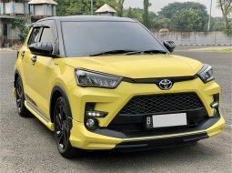 2022 Toyota Raize 1.0T GR Sport CVT (Two Tone) Kuning - Jual mobil bekas di DKI Jakarta