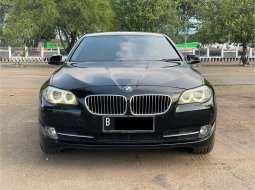 2013 BMW 5 Series 520d Hitam - Jual mobil bekas di DKI Jakarta