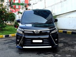 2018 Toyota Voxy 2.0 A/T Hitam - Jual mobil bekas di DKI Jakarta