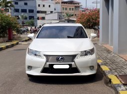 2014 Lexus ES 300h Putih - Jual mobil bekas di DKI Jakarta