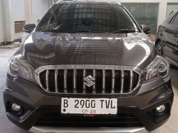 2018 Suzuki SX4 S-Cross AT Abu-abu - Jual mobil bekas di Banten