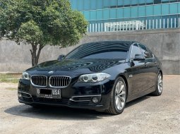 2016 BMW 5 Series 520i Hitam - Jual mobil bekas di DKI Jakarta