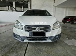 2017 Suzuki SX4 S-Cross AT Putih - Jual mobil bekas di Jawa Barat